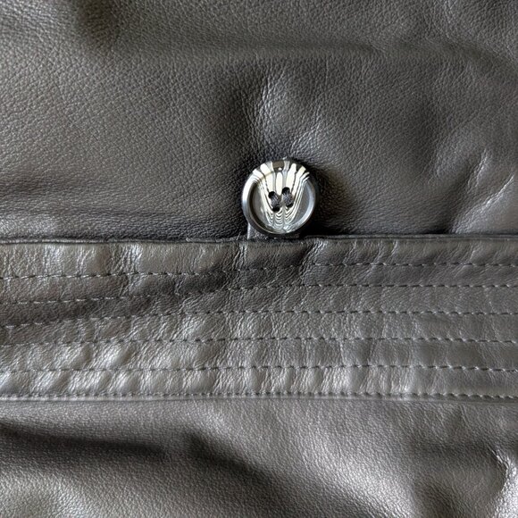 Danier Leather Ladies Small Jacket - Picture 5 of 10